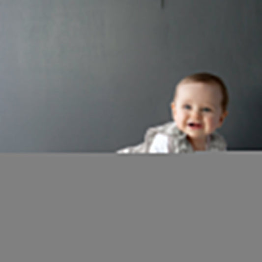 How to adjust your baby or childrens sleep routine to prepare for daylight savings in New Zealand. Flourish Maternity Breastfeeding Clothes NZ