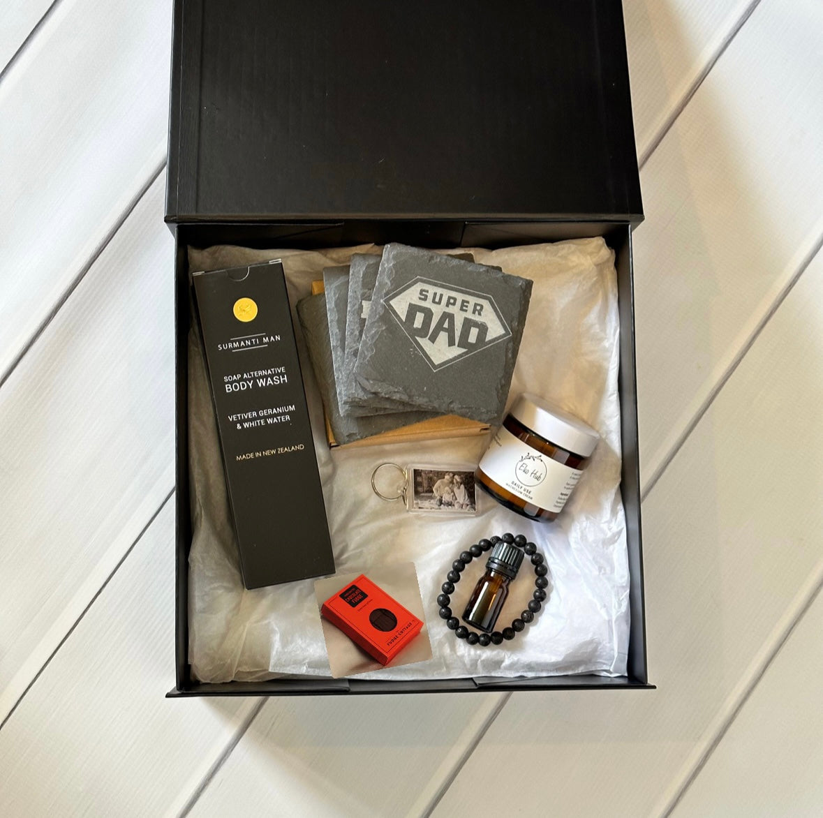 Flourish Maternity Unique Christmas Gift Box for Dad's. Mums and baby online shop New Zealand. Limited Edition.