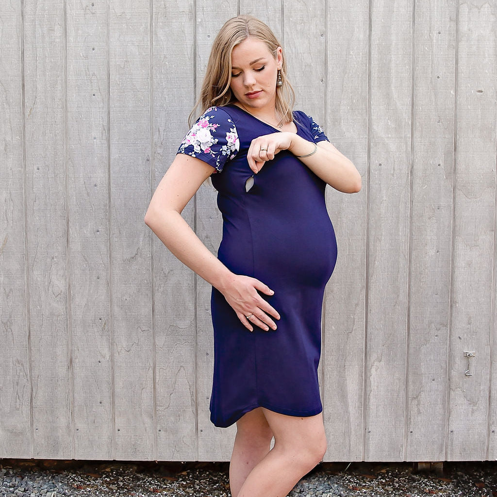 Peach Bloom Floral Sleeve Dress in Navy - Zippers