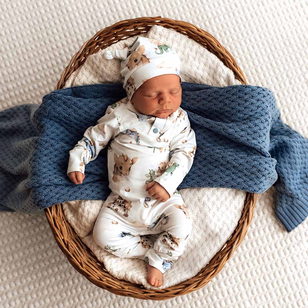 Baby shop swaddle online