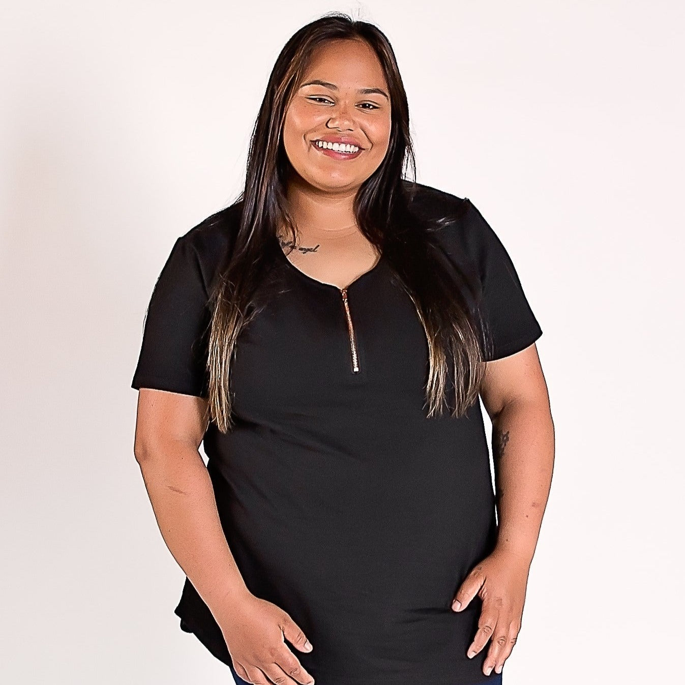 Rose Gold Zipper Tee - Black-Breastfeeding t-shirt NZ, Maternity t-shirt NZ, Flourish Maternity